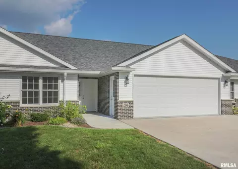 206 N Division St, Geneseo, IL 61254