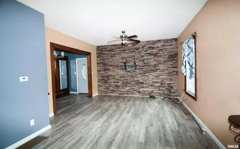 1520 18th St, Moline, IL 61265 photo 10