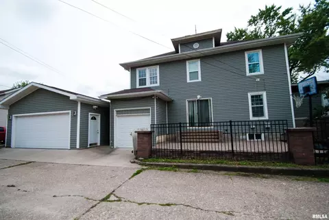 1520 18th St, Moline, IL 61265 photo 2