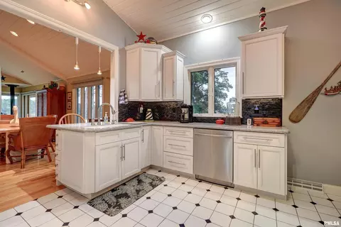 15321 Ebson Rd, Fulton, IL 61252 photo 14
