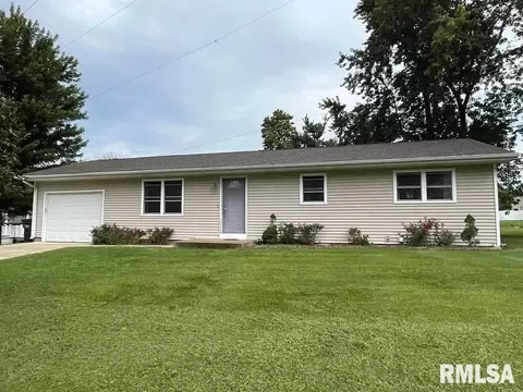5211 S Willer Dr, Quincy, IL 62305