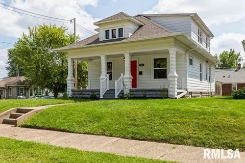 901 14th Ave S, Clinton, IA 52732