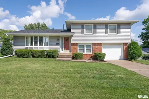 4517 N Main St, Davenport, IA 52806