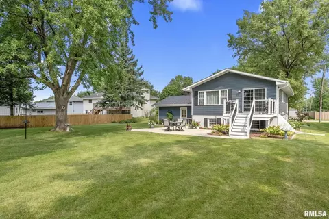 401 W 2nd St, Atkinson, IL 61235 photo 4