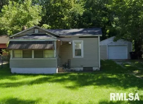 4001 6th St, Rock Island, IL 61201