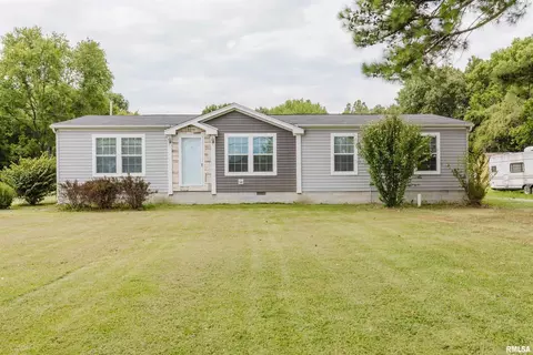 530 Mine B Rd, Herrin, IL 62948