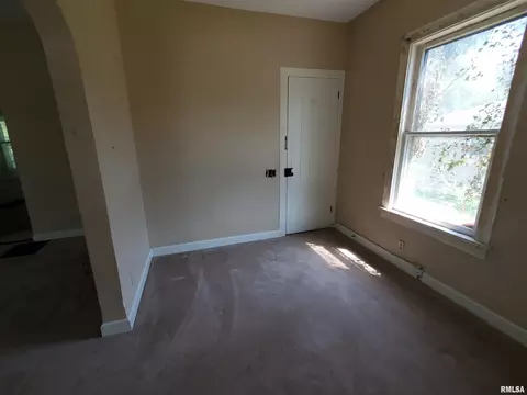 1657 27th Ave, Moline, IL 61265 photo 5
