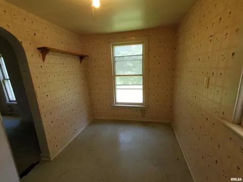 1657 27th Ave, Moline, IL 61265 photo 9