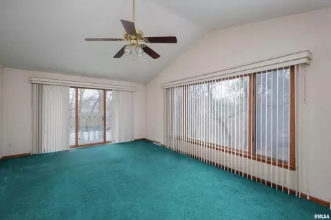 2304 14th Ave, Moline, IL 61265 photo 11