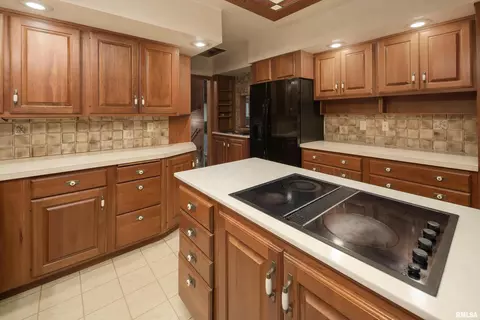 2304 14th Ave, Moline, IL 61265 photo 7