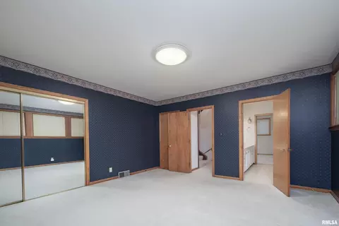 2304 14th Ave, Moline, IL 61265 photo 23