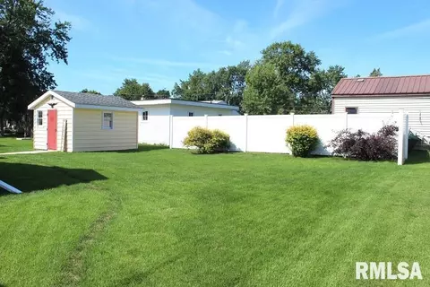 505 Fullerton Ct, Kewanee, IL 61443 photo 3