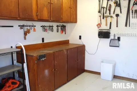 505 Fullerton Ct, Kewanee, IL 61443 photo 7