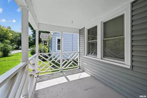 1851 34th St, Moline, IL 61265 photo 4