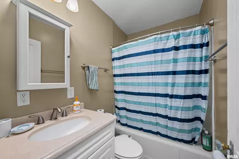 1851 34th St, Moline, IL 61265 photo 19