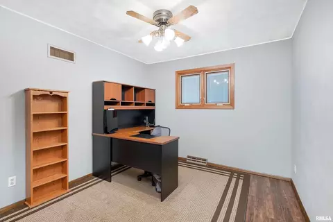 507 E Locust St, Geneseo, IL 61254 photo 19