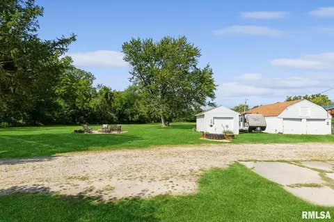2000 John Deere Rd, Silvis, IL 61282 photo 23