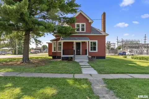 512 E Main St, Aledo, IL 61231