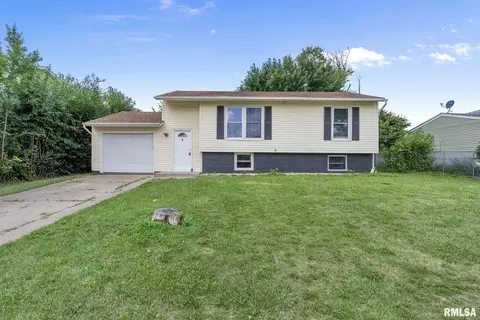 4112 N Elsie Ave, Davenport, IA 52806