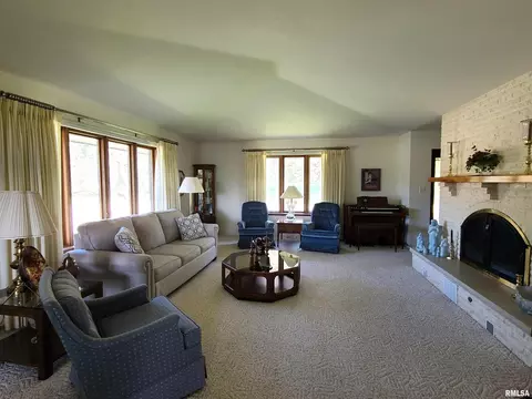 1200 8th Ave, Fulton, IL 61252 photo 4
