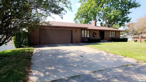 1200 8th Ave, Fulton, IL 61252