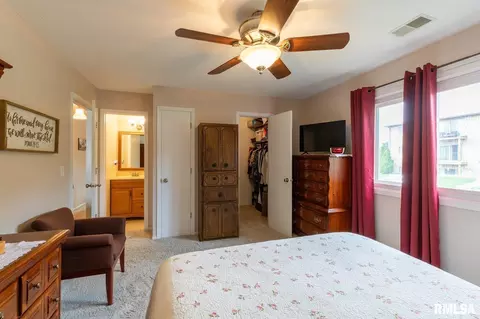 3020 4th St #5, Moline, IL 61265 photo 12