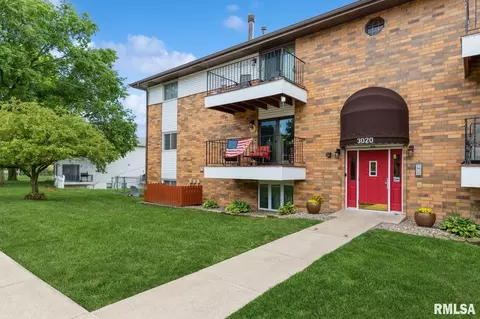 3020 4th St #5, Moline, IL 61265 photo 2