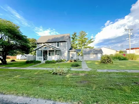 201 Walnut St, Seaton, IL 61476