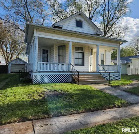 103 W Morgan St, Clayton, IL 62324
