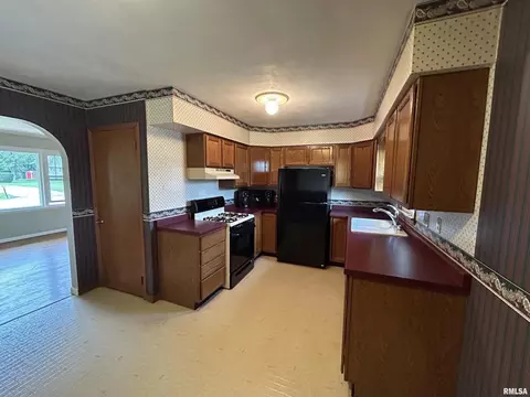 509 Valley View Dr, Silvis, IL 61282 photo 15