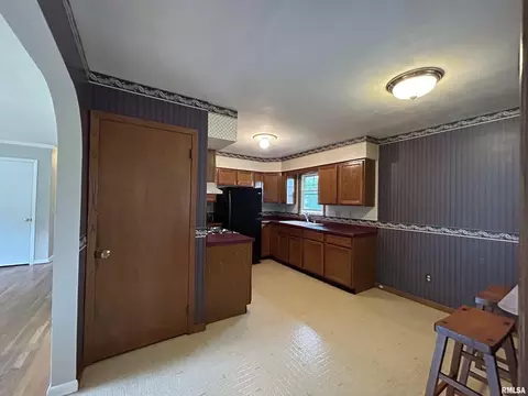 509 Valley View Dr, Silvis, IL 61282 photo 19