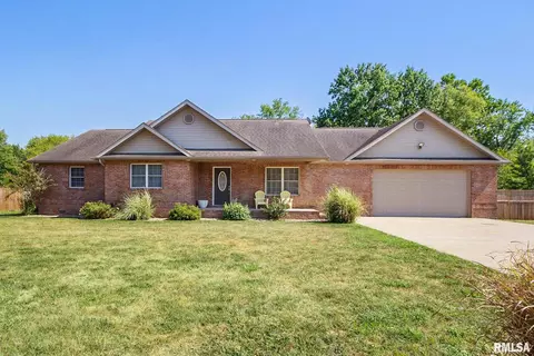 315 N Whitney Ln, Marion, IL 62959