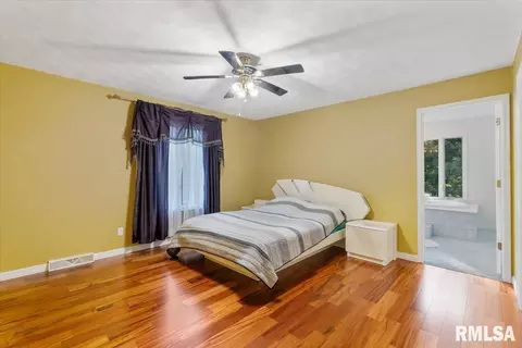 8 Red Oak Ct, Moline, IL 61265 photo 50