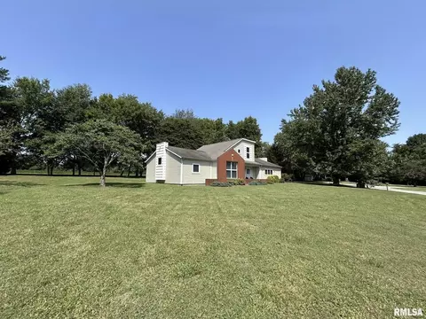 11651 Laurelwood Ln, Carbondale, IL 62901