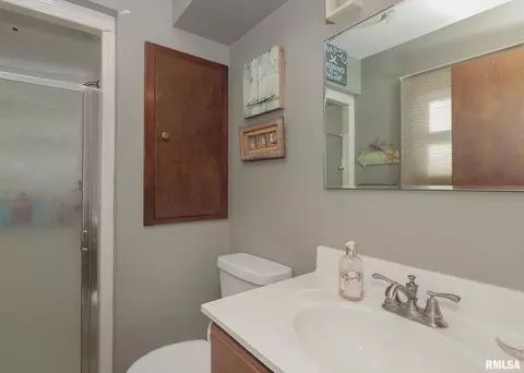 611 6th St, Andover, IL 61233 photo 22