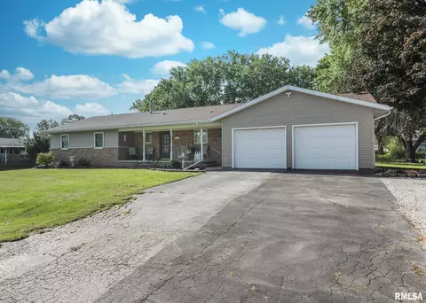611 6th St, Andover, IL 61233 photo 2