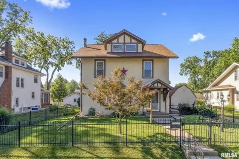 1109 E Rusholme St, Davenport, IA 52803