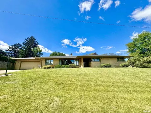 3800 26th St, Rock Island, IL 61201