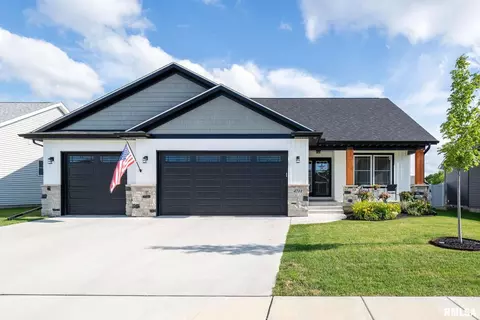4711 W 12th St, Davenport, IA 52804