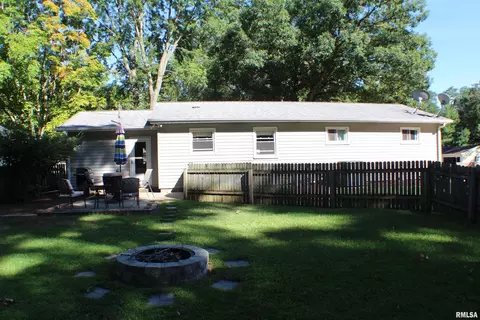 2817 2nd St, Moline, IL 61265 photo 18