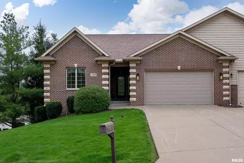 4155 St Erin Ct, Bettendorf, IA 52722