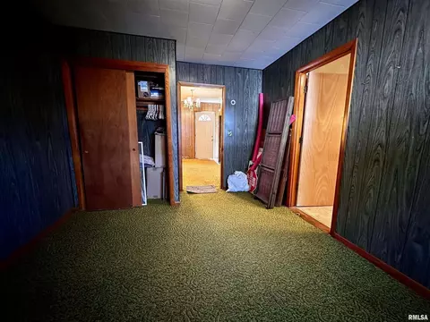 820 Dewey St, Eldorado, IL 62930 photo 12