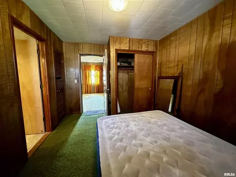 820 Dewey St, Eldorado, IL 62930 photo 16