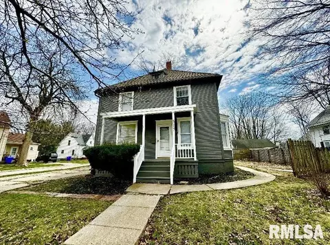 517 E 1st St, Kewanee, IL 61443