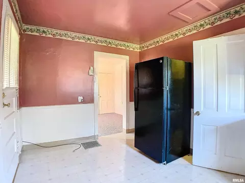 425 10th St, Moline, IL 61265 photo 11