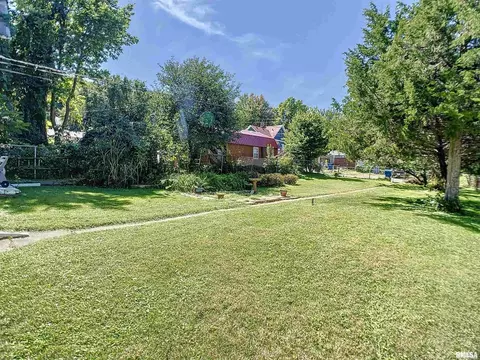 425 10th St, Moline, IL 61265 photo 24
