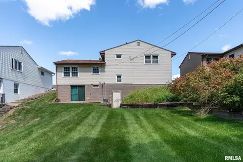 4722 20th Ave, Moline, IL 61265 photo 3
