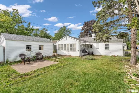 1006 40th St, Moline, IL 61265 photo 17
