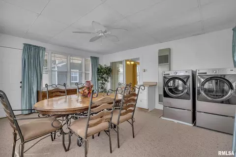 1006 40th St, Moline, IL 61265 photo 4
