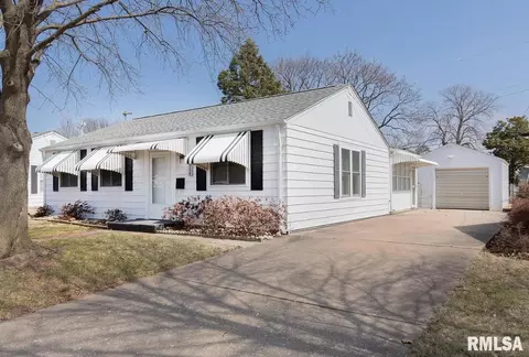 1006 40th St, Moline, IL 61265 photo 2